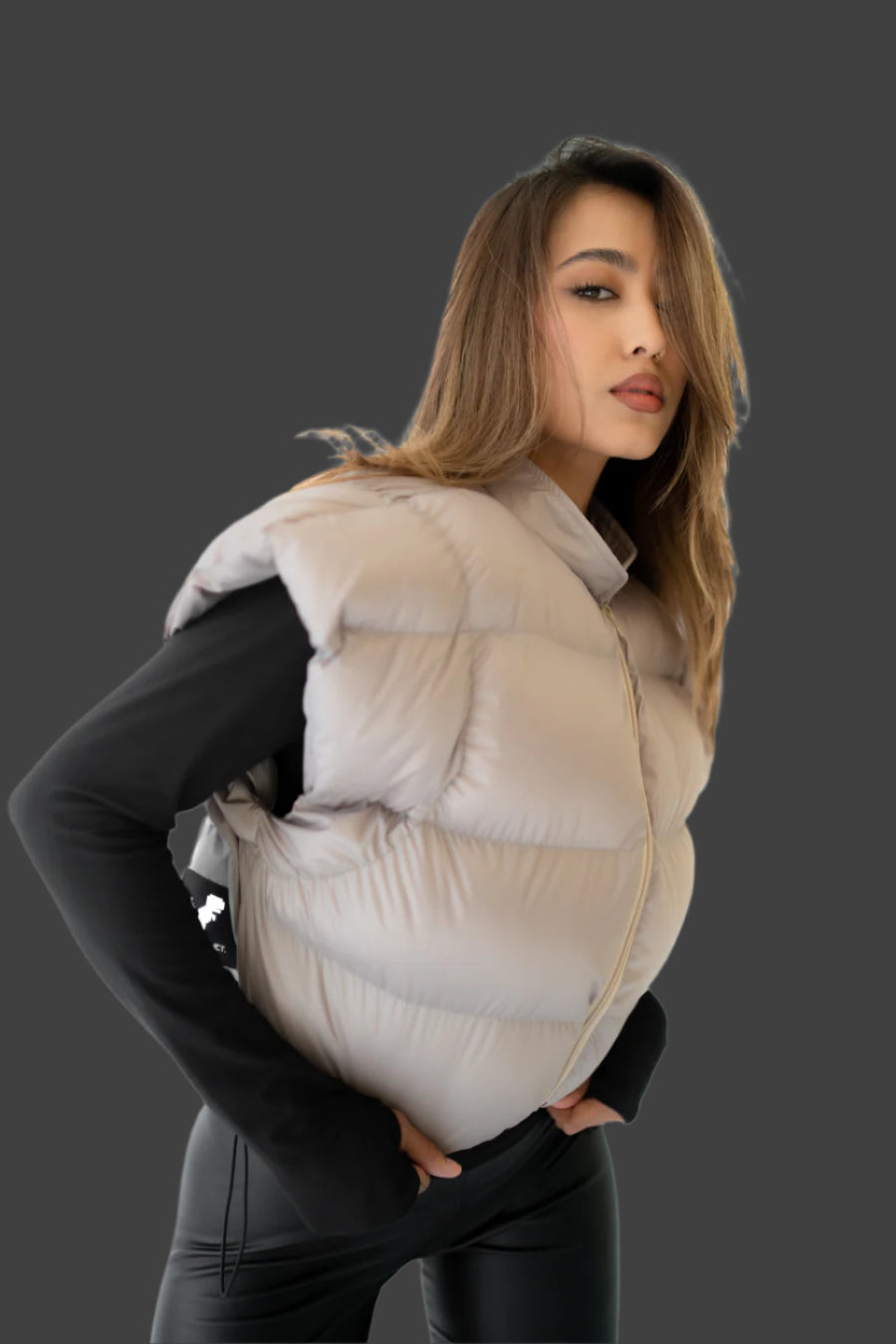 BEIGE HALF PUFF