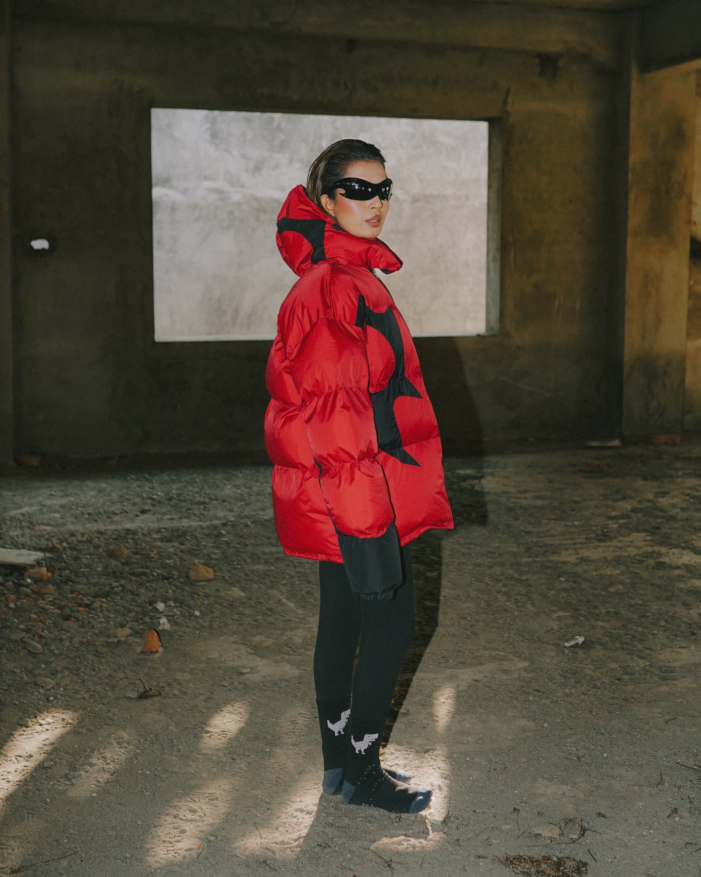 THUNDER CLO PUFFER -RED/BLACK