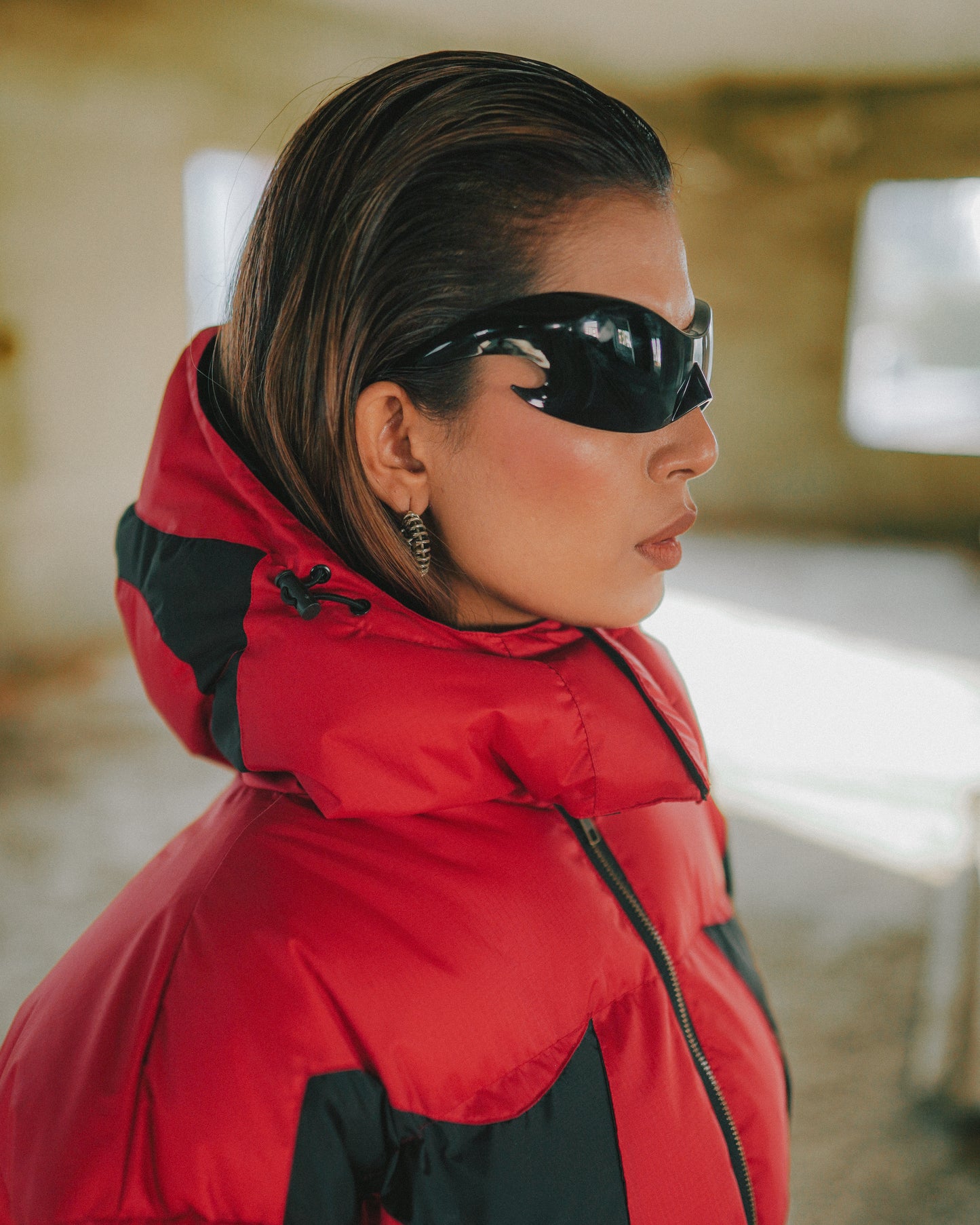 THUNDER CLO PUFFER -RED/BLACK