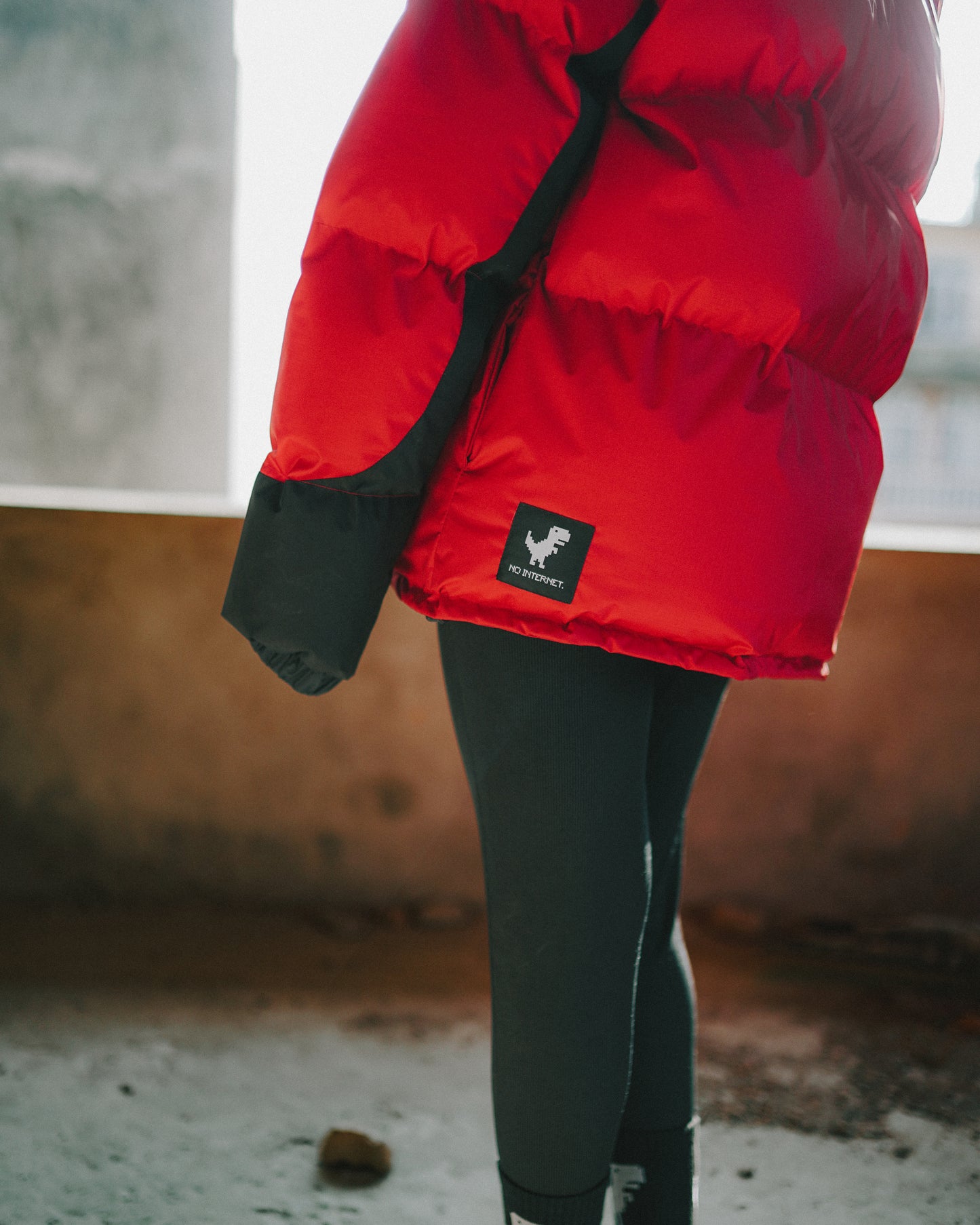 THUNDER CLO PUFFER -RED/BLACK