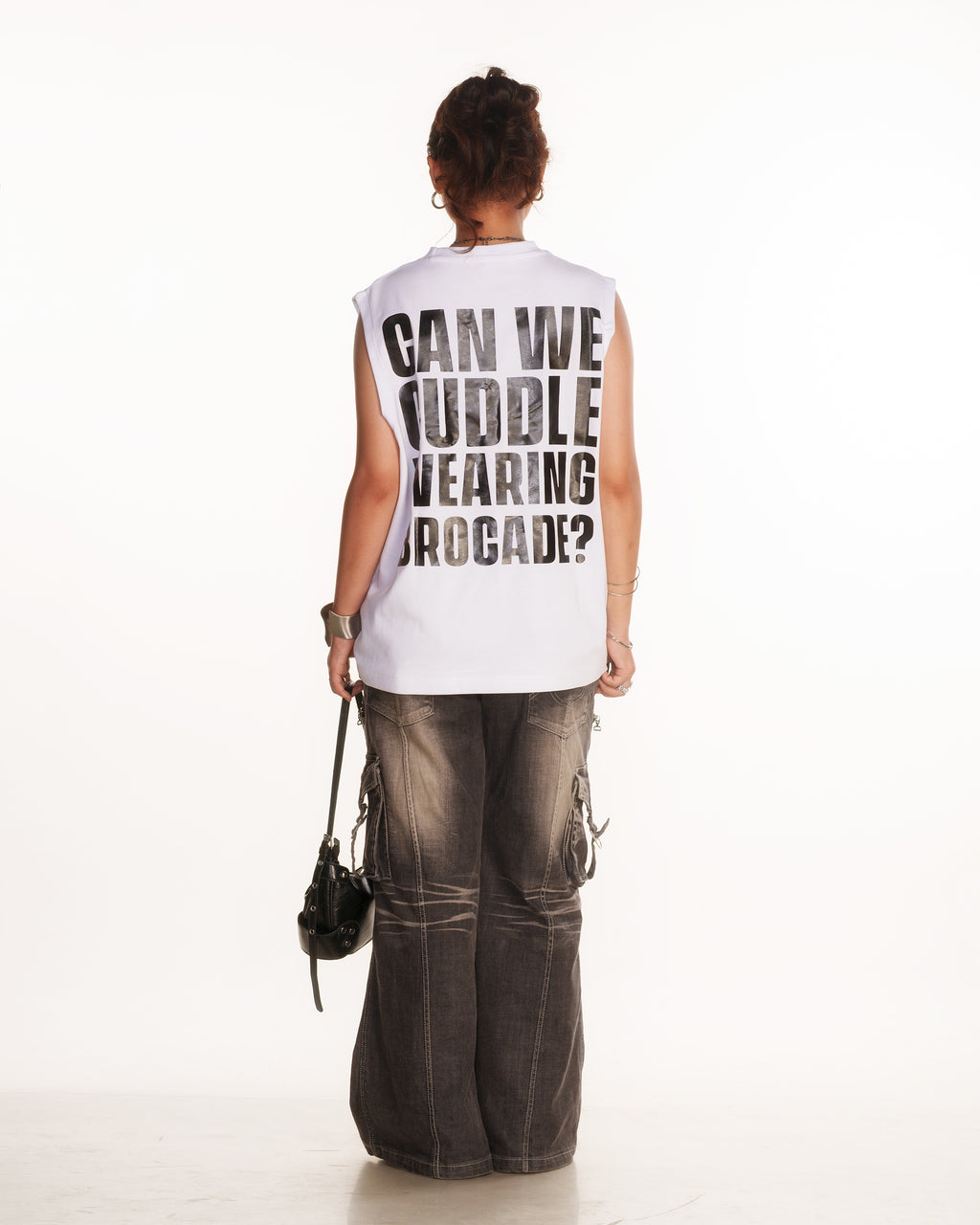 CURL UP TEE (WHITE)